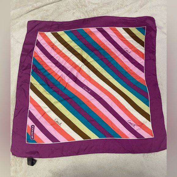 ⭐️ Coach scarf - Picture 3 of 3